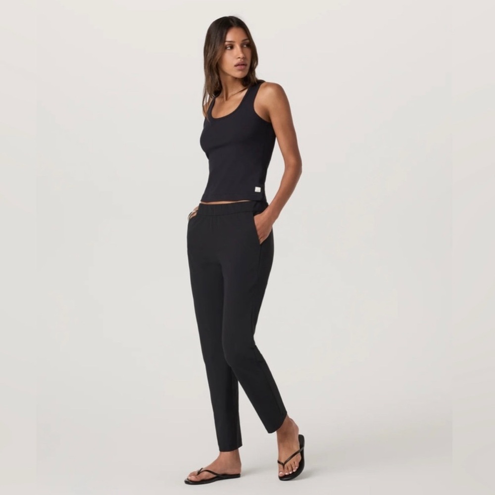 NWT Vuori Miles Ankle Pant in Ash
